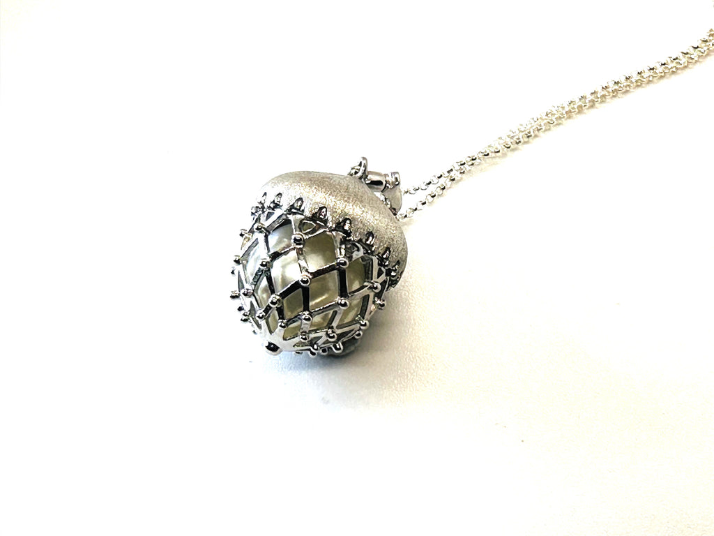 "Pearly Chestnut" South Sea Pearl Locket Pendant