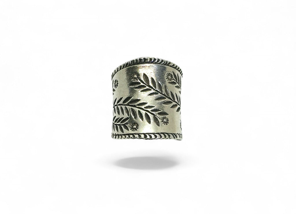 "Siam Windflower" Thai Silver Ring