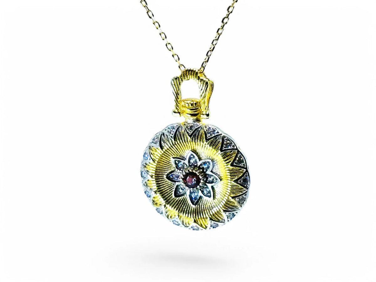 "Bellezza Segreta" Red Garnet Pendant