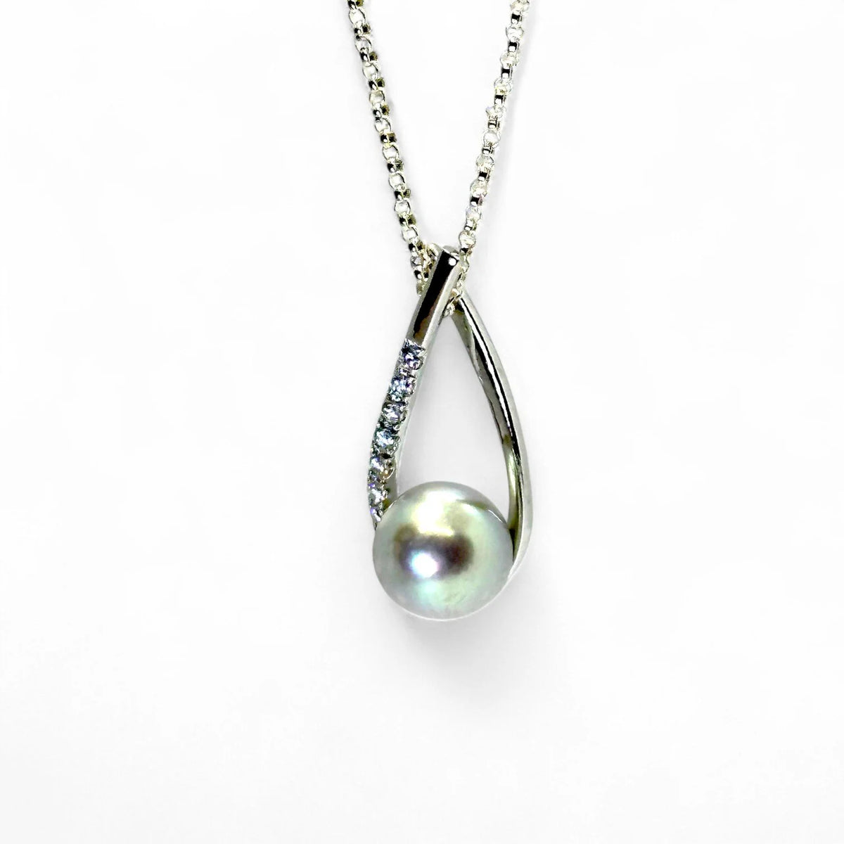 "Pearly Rivulet" Akoya Pearl Pendant