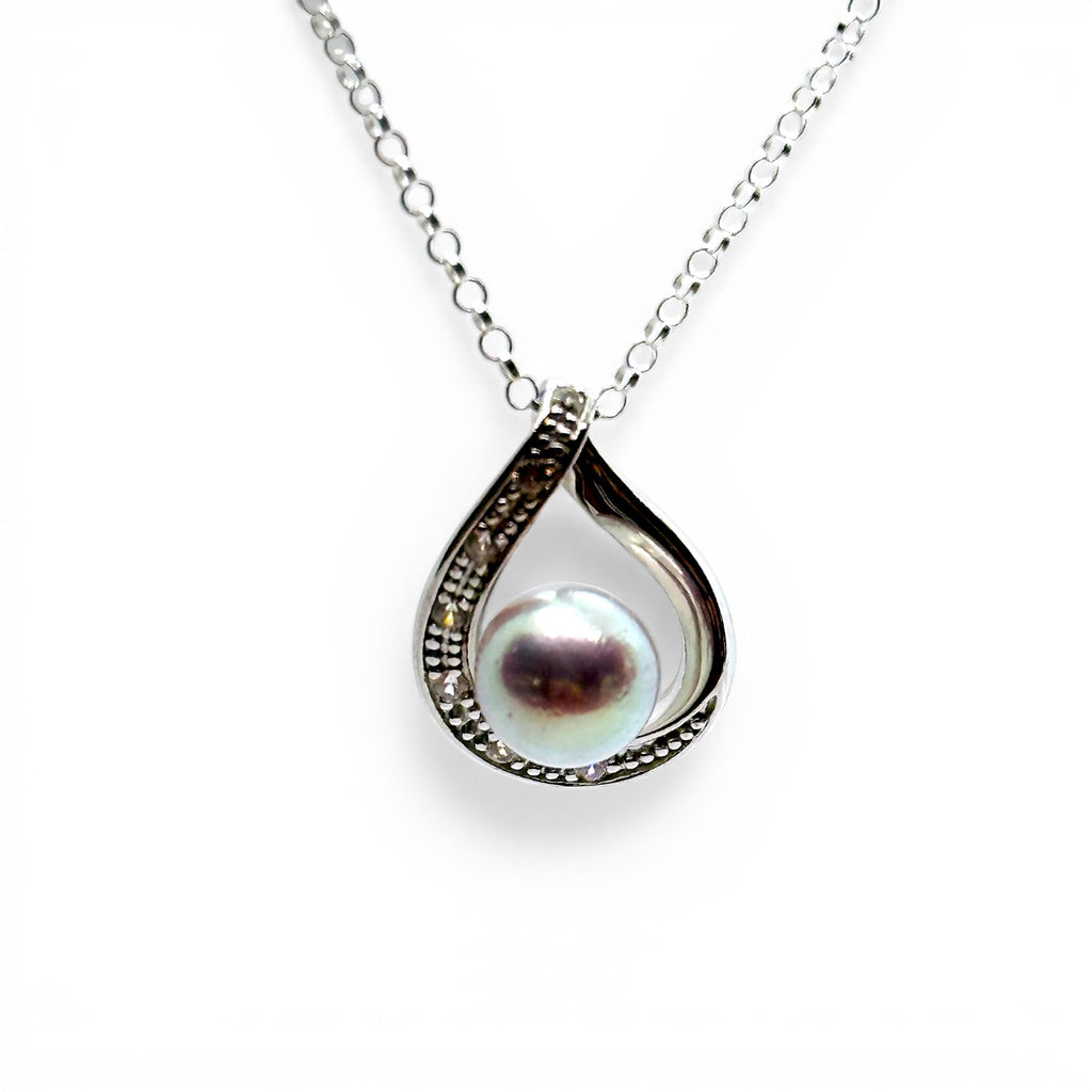 "The Midnight Ripple"  Akoya Pendant Necklace